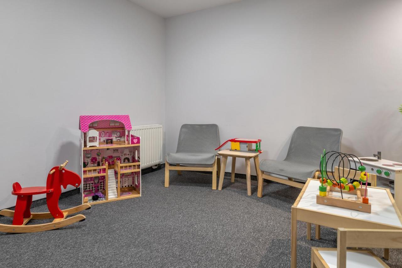 Rentplanet - Gorace Zrodla Apartment *